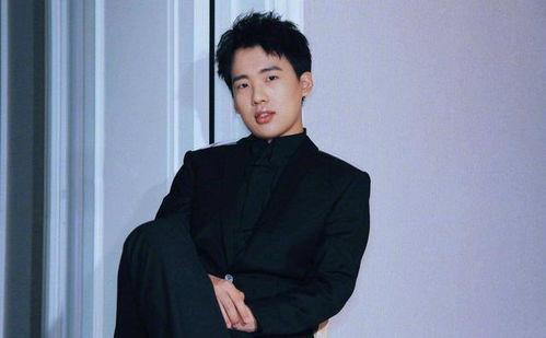 娱乐吃瓜郭麒麟