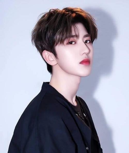 娱乐吃瓜君蔡徐坤跑男