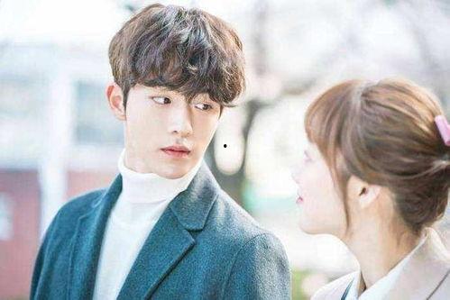 吃瓜小说双男主娱乐圈,娱乐圈双男主的甜蜜逆袭之路